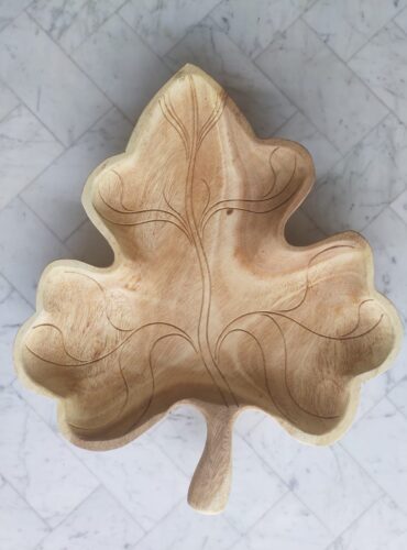 Decoratie schaal in bladvorm suar hout berk